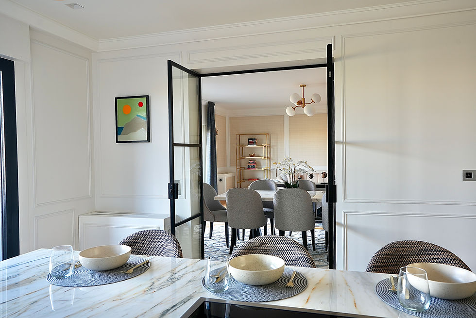 Luxury Apartment in Paris