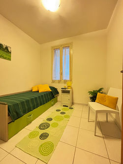 Camera da letto con letto estraibile