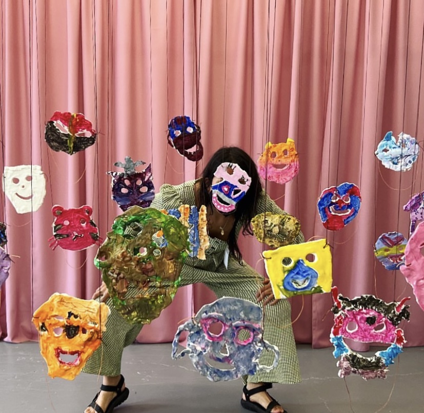 Leah V. background