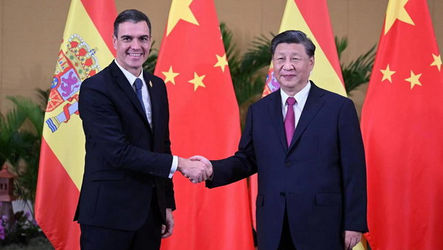 Marcelo Muñoz en El País: 50 años de relaciones diplomáticas entre España y China