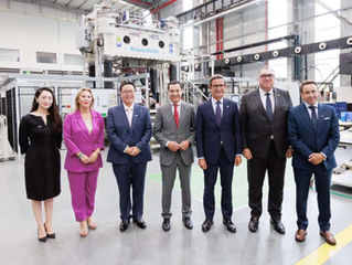 JUANMA MORENO, PRESIDENTE DE LA JUNTA DE ANDALUCÍA, VISITA LAS INSTALACIONES DE HRC EN SHANGHÁI