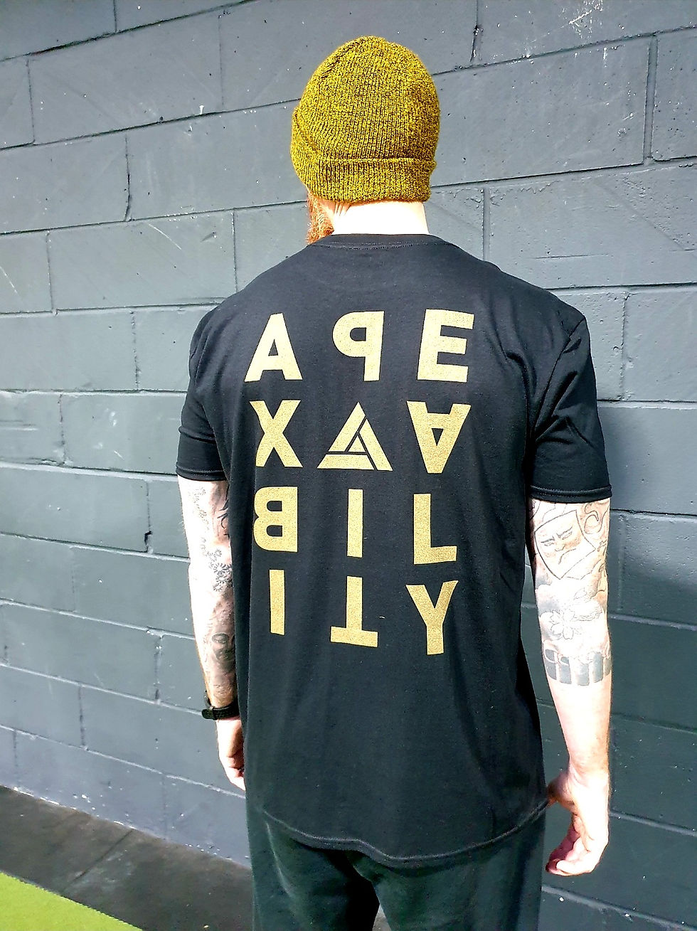Thumbnail: Rogue2 Print Tee - Black & Gold