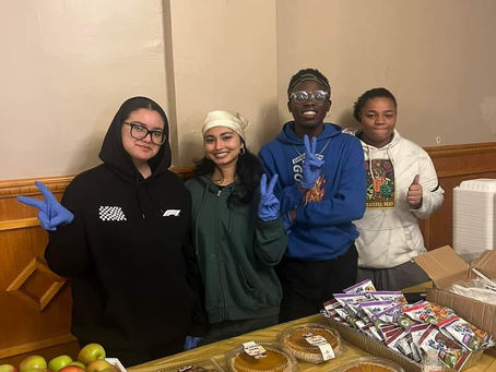 Pre-Thanksgiving Community Meal Distribution