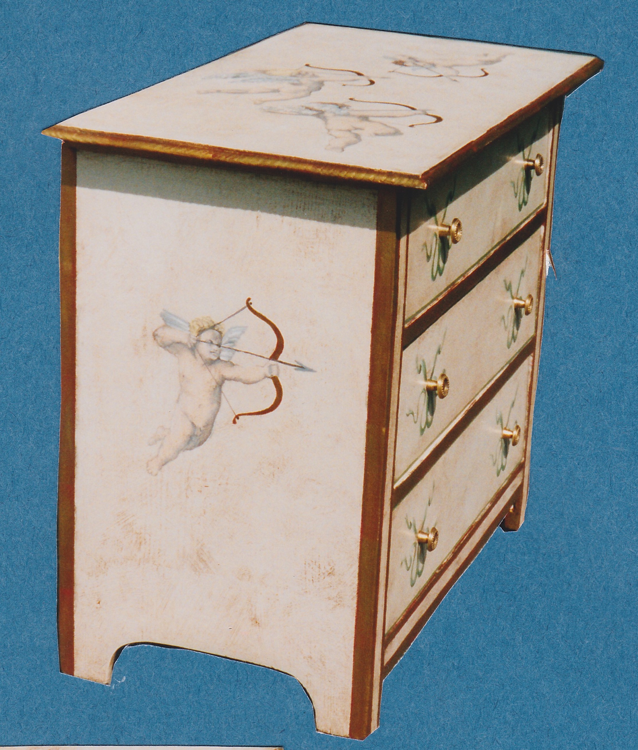 Commode de poupées