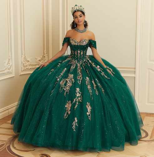 89481 | Ana's Quince Gowns