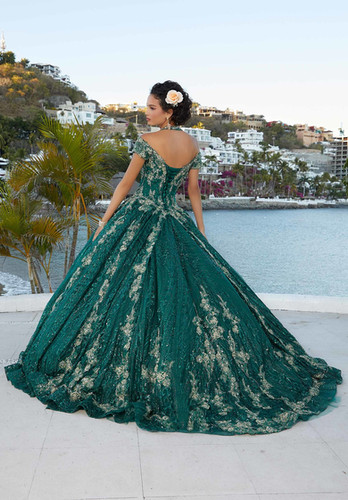89351 | Ana's Quince Gowns