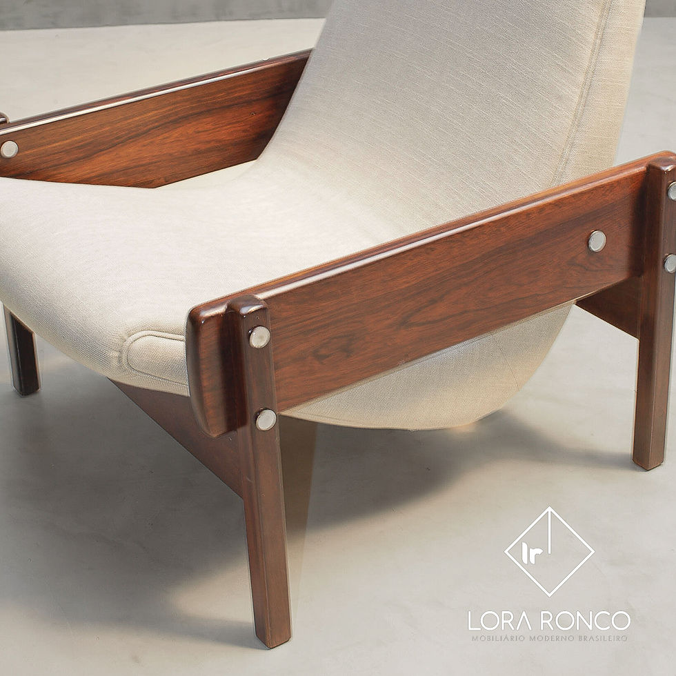 Thumbnail: SÉRGIO RODRIGUES - OCA - 1963 - Vronka armchair in solid rosewood