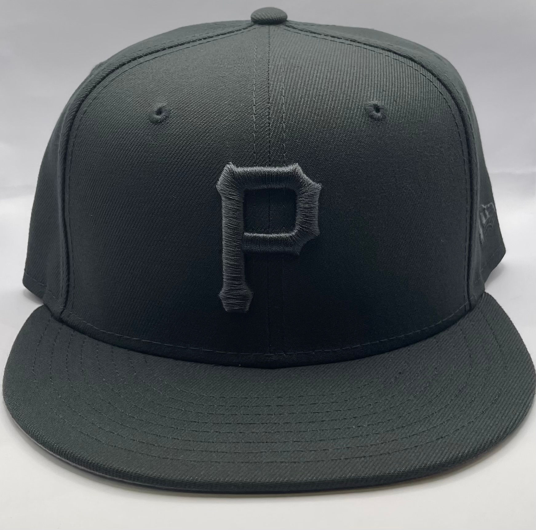Pittsburgh Pirates All Charcoal Snapback