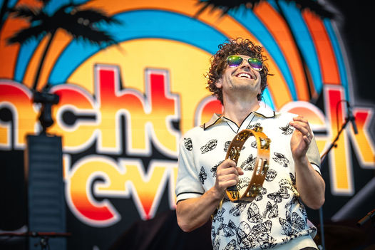 Yacht Rock Revue at Ruoff Music Center on July 10, 2024
