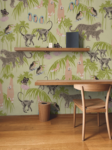 children's wallpaper with jungle pattern