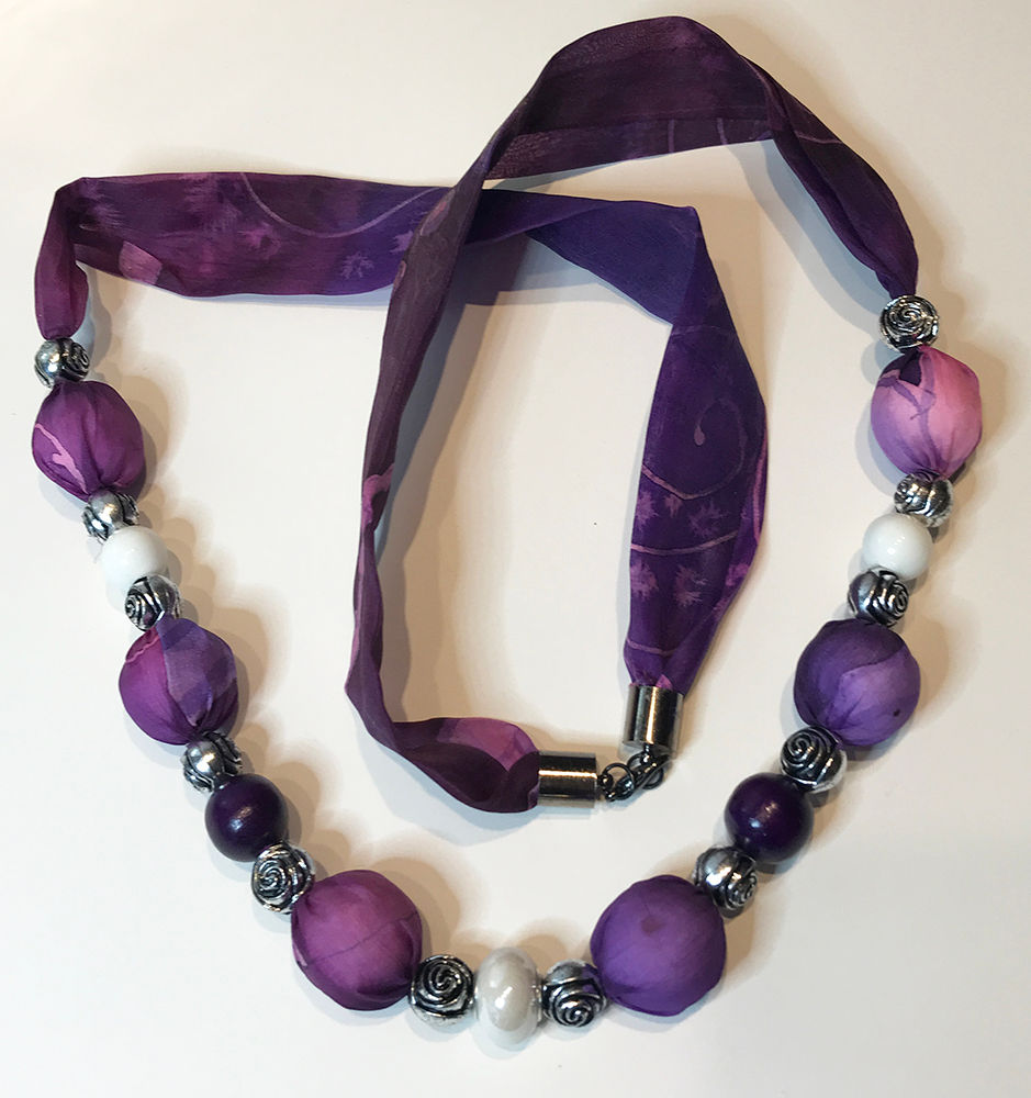 Thumbnail: Silk Necklace -PP1