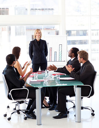 businesspeople-clapping-meeting.jpg