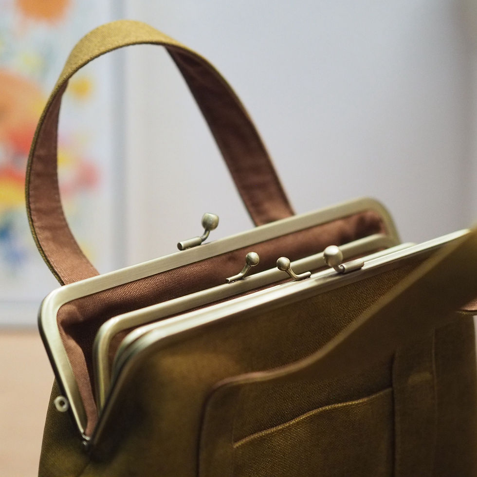 Thumbnail: Heritage Frame