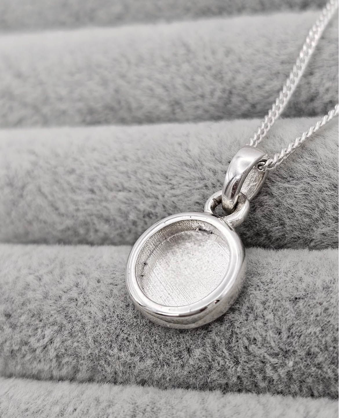 Round Memorial Pendant