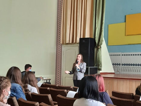 Ми рухаємось у світ креативних ідей та активних людей. 
Усе тільки починається!