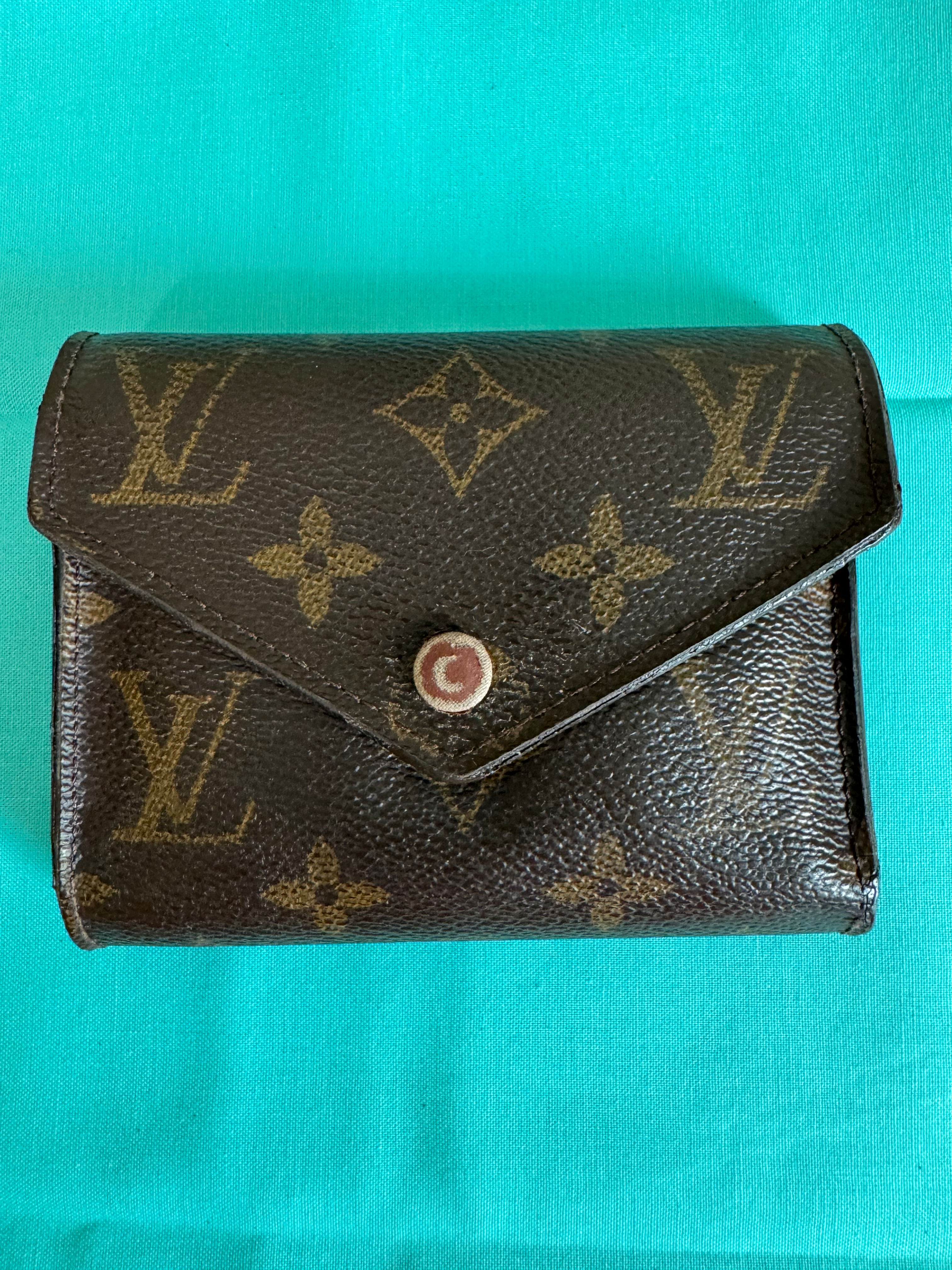 Louis Vuitton Victorine Compact Wallet