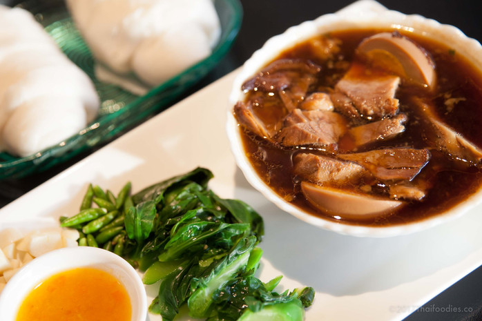 Prung - Amazing Authentic Homestyle Thai Restaurant in Bangkok - You Must Try!