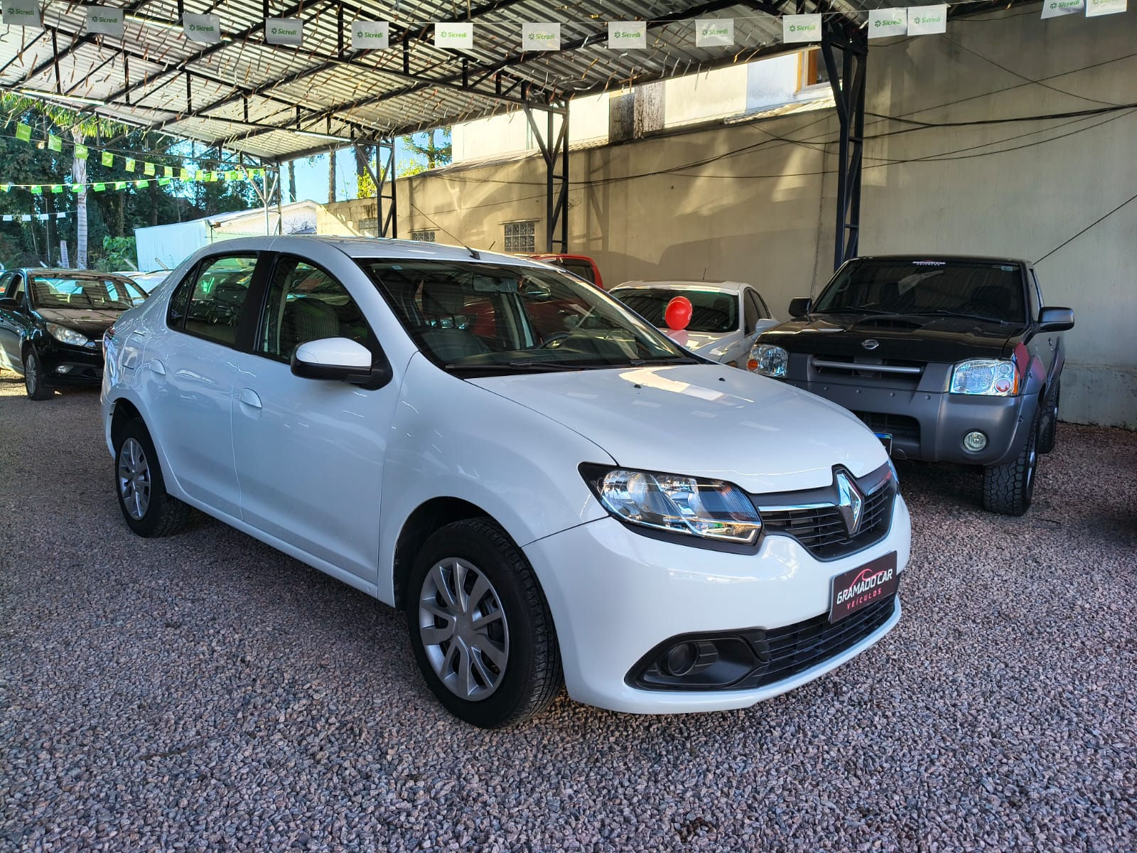 LOGAN EXPR 10 16V 2014 BRANCA