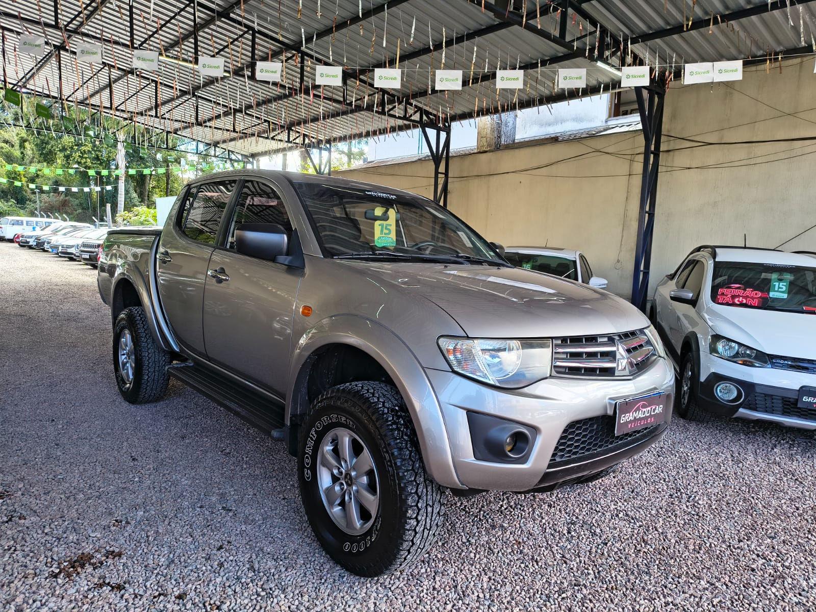 L 200 TRITON 2.4 HLS 2015 PRATA