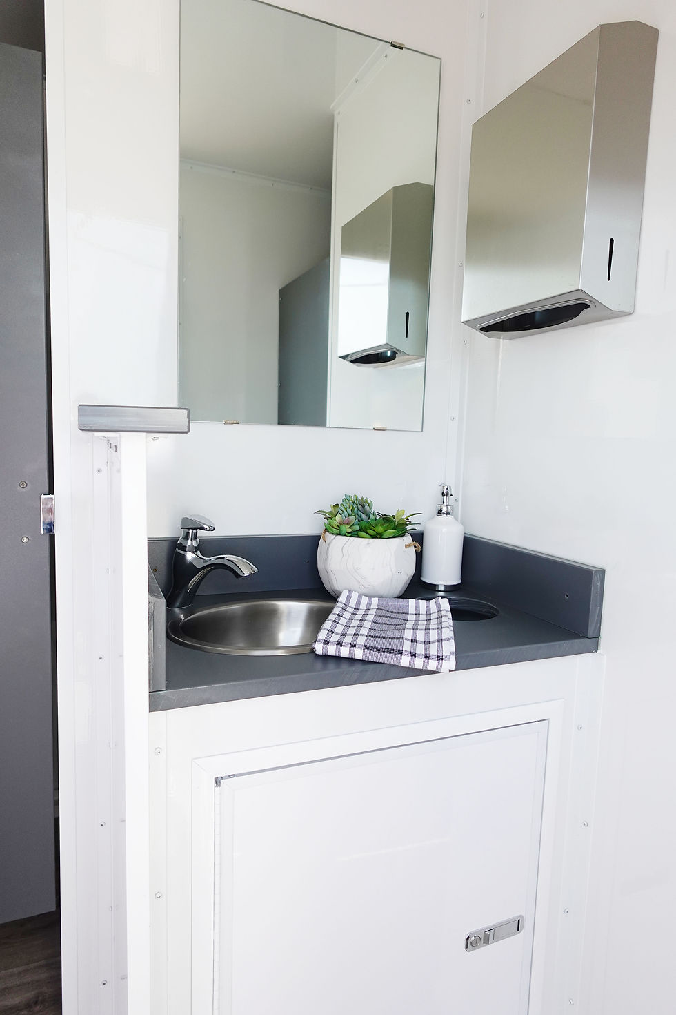 sink 3.jpg