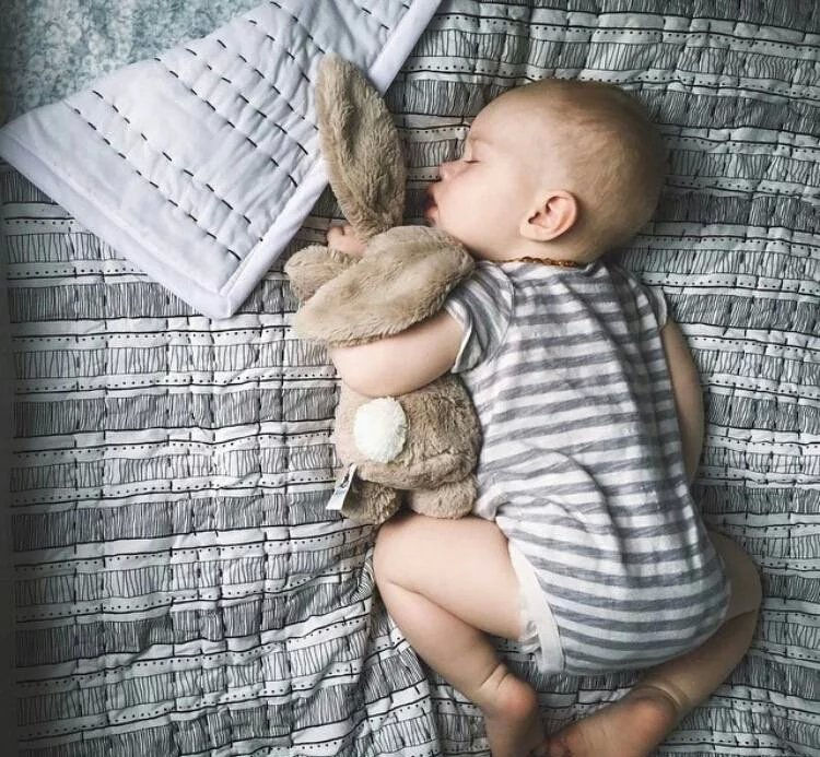 Thumbnail: Jellycat . 邦尼兔／中号／大号