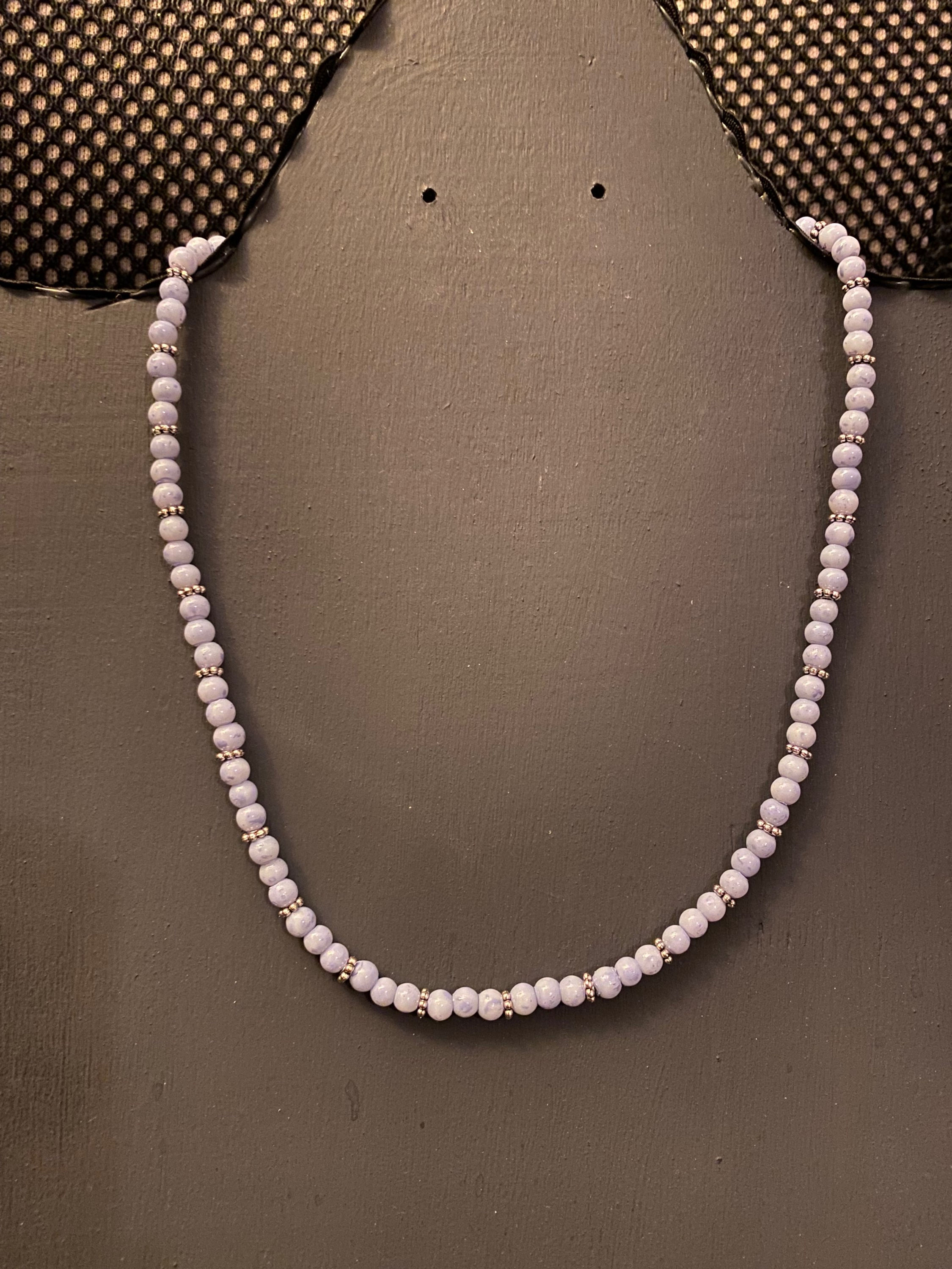 Light Purple Beaded Necklace 
