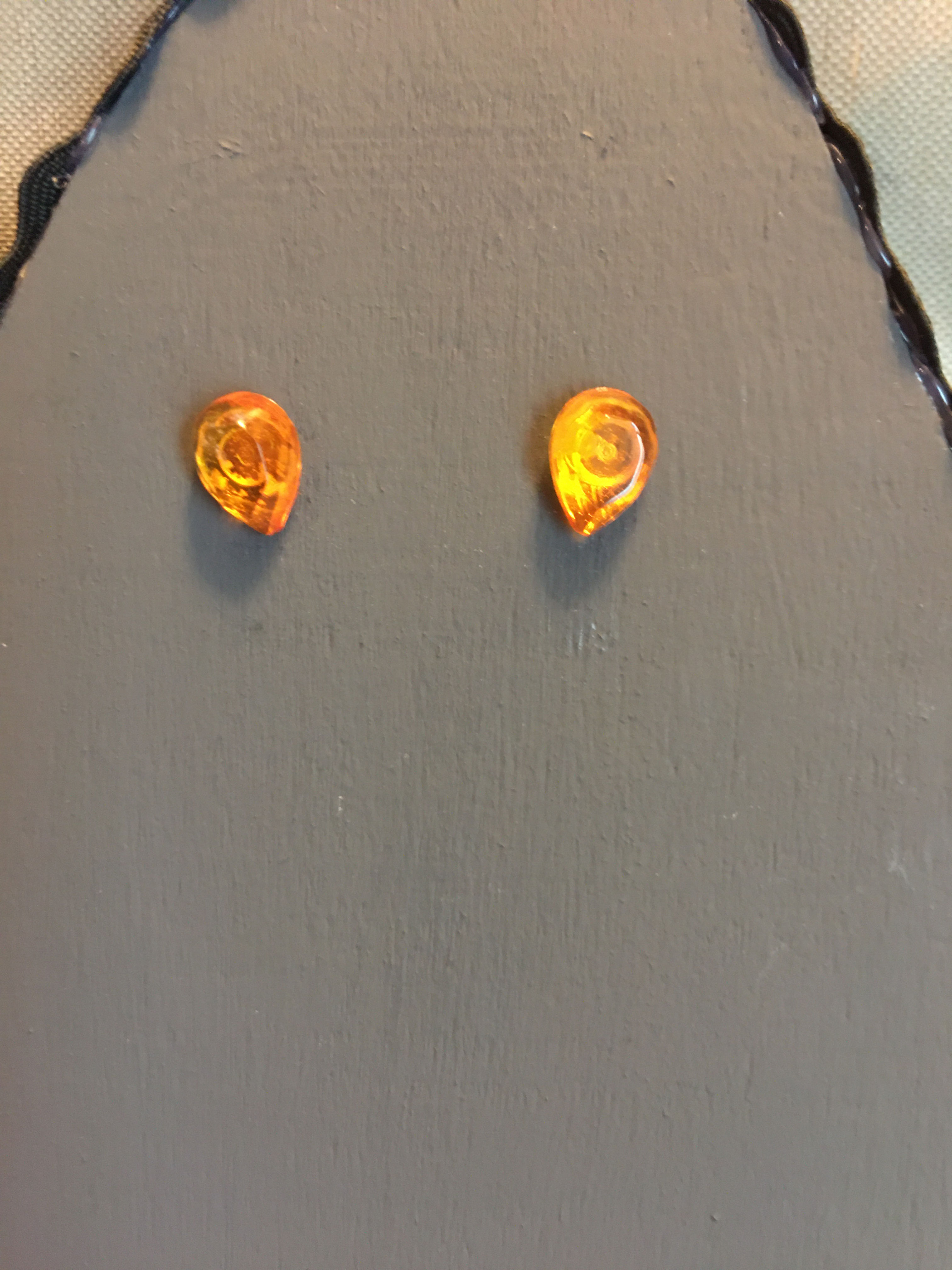 Tear Drop Stud Earrings 
