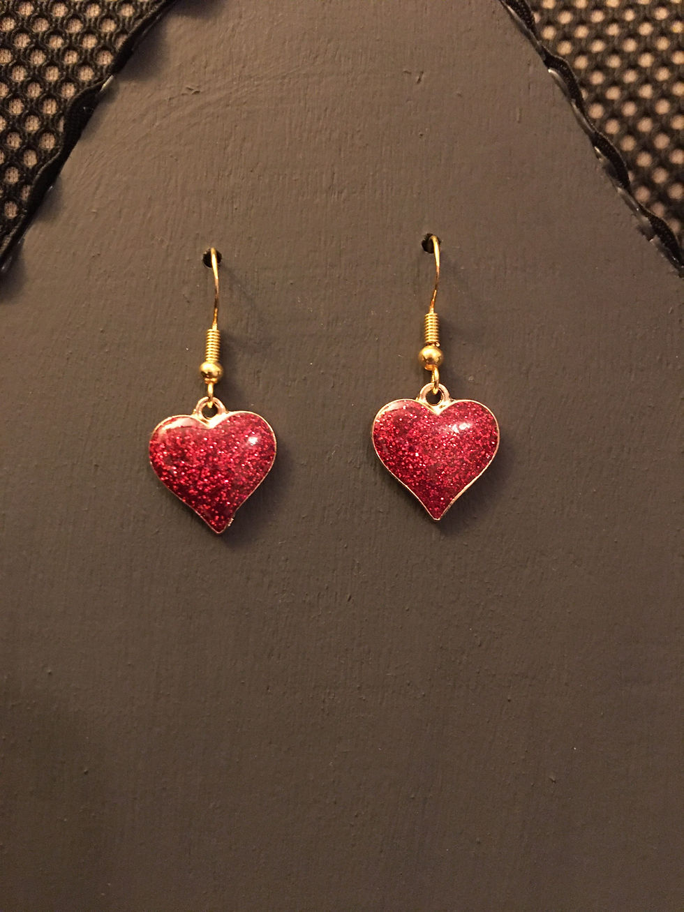 Thumbnail: Sparkly Red Heart Pendant Earrings 