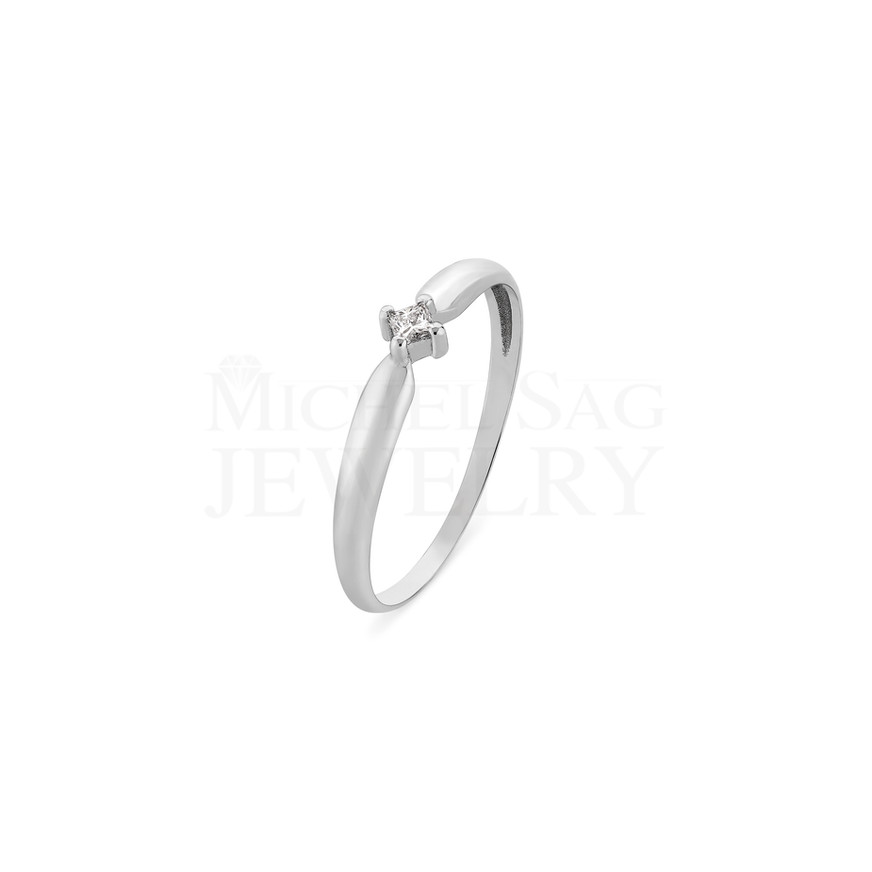 0.05 Ct Total Diamond Minimal Ring – Daily Wear & Stackable Design