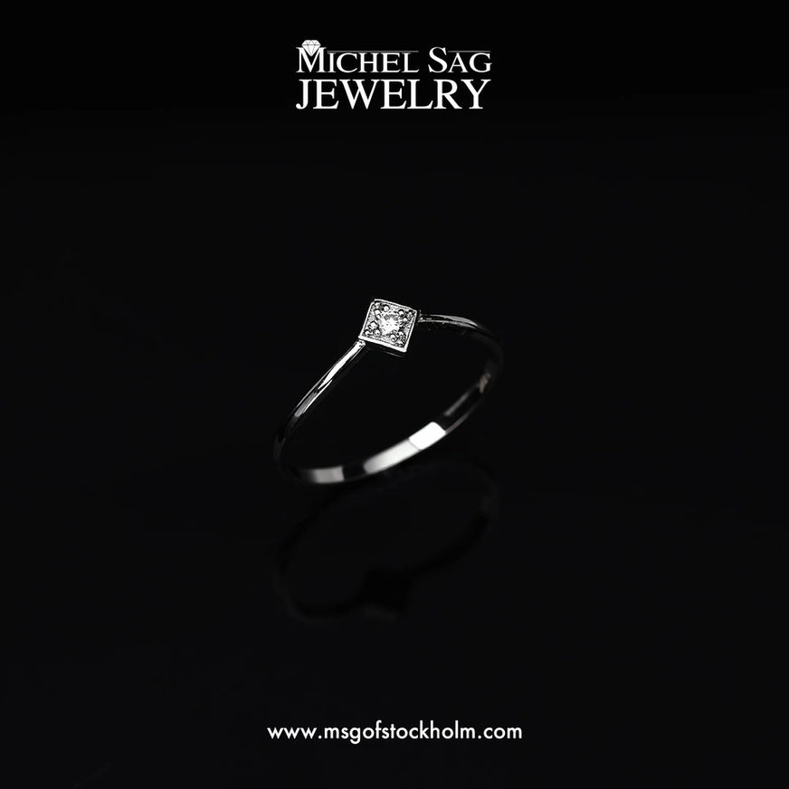 0.04 Ct Total Diamond Minimal Ring – Daily Wear & Stackable Design