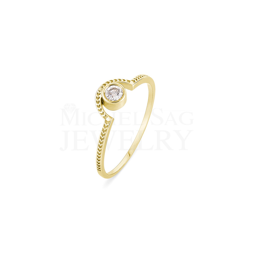 0.10 Ct Total Diamond Minimal Ring – Daily Wear & Stackable Design