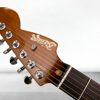 Thumbnail: Sea Jay - Vintage Cherry