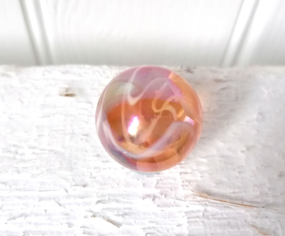 Pinky Medium Marble - clear pink/whites