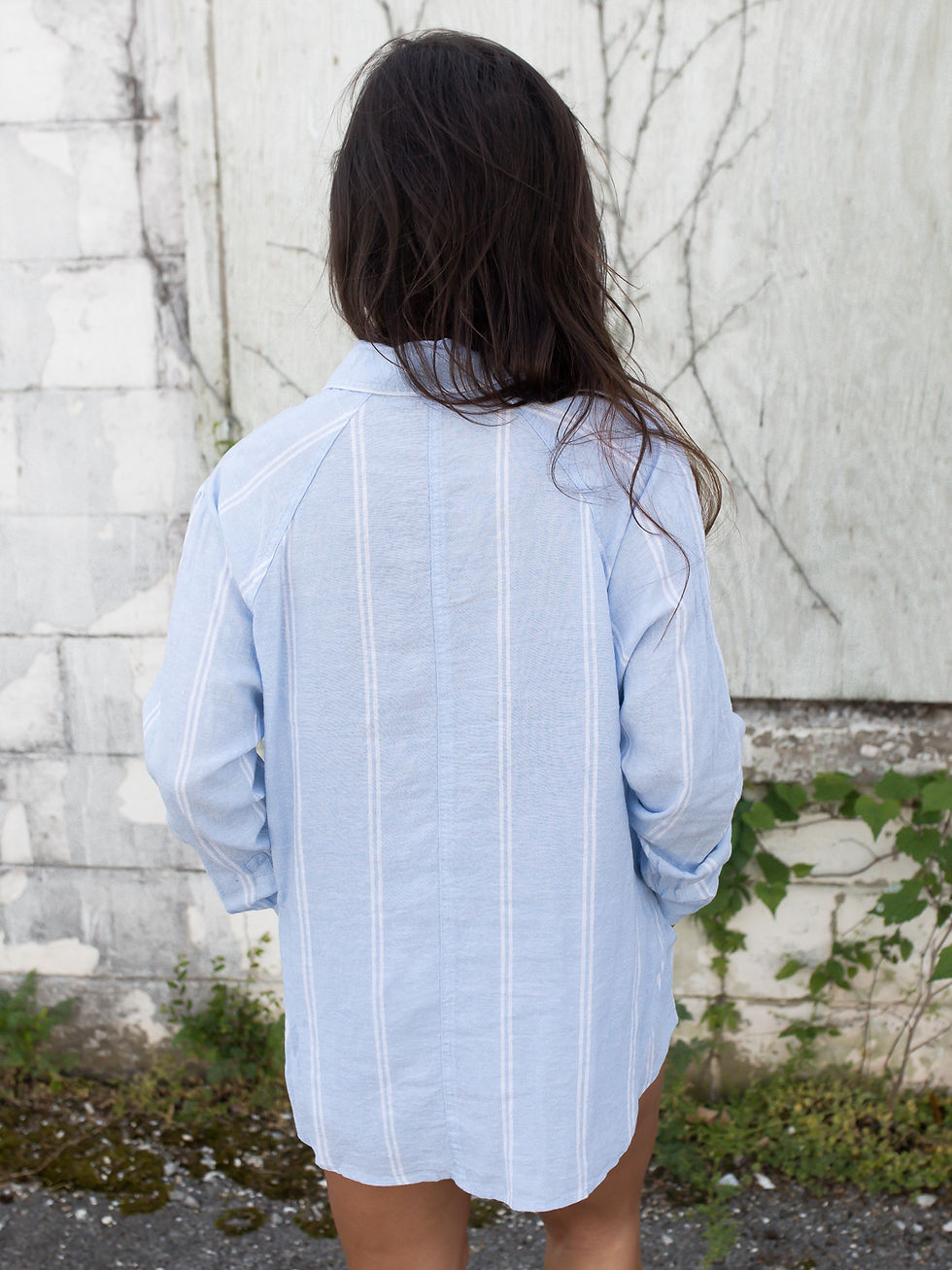 Thumbnail: blue line top back view
