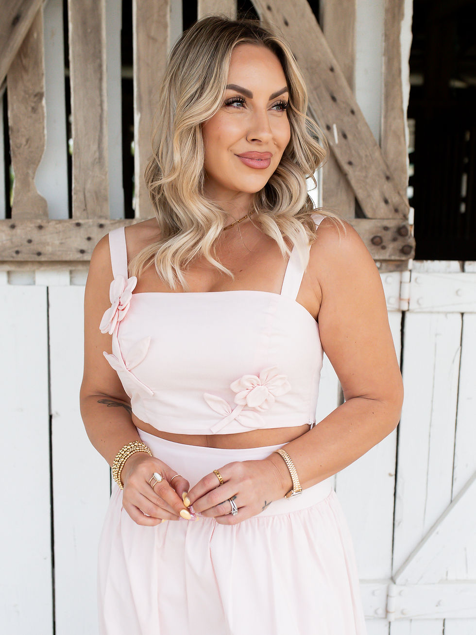 crop top front view