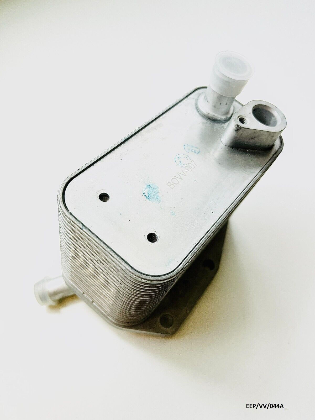 Oil Cooler For VOLVO XC70 II 3.0L T6 3.2L AWD 2008-2017 EEP/VV/044A