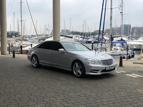 Luxury business travel services