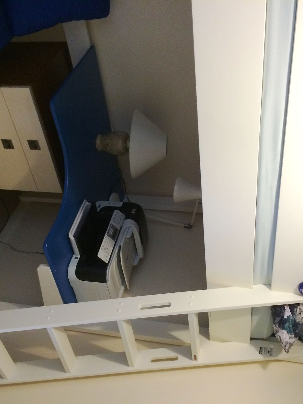 Bedroom 3 desk & ladder to bunk