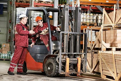Order pickers and pivot steer (bendy) truck rider