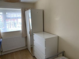 11 Front bed 3A