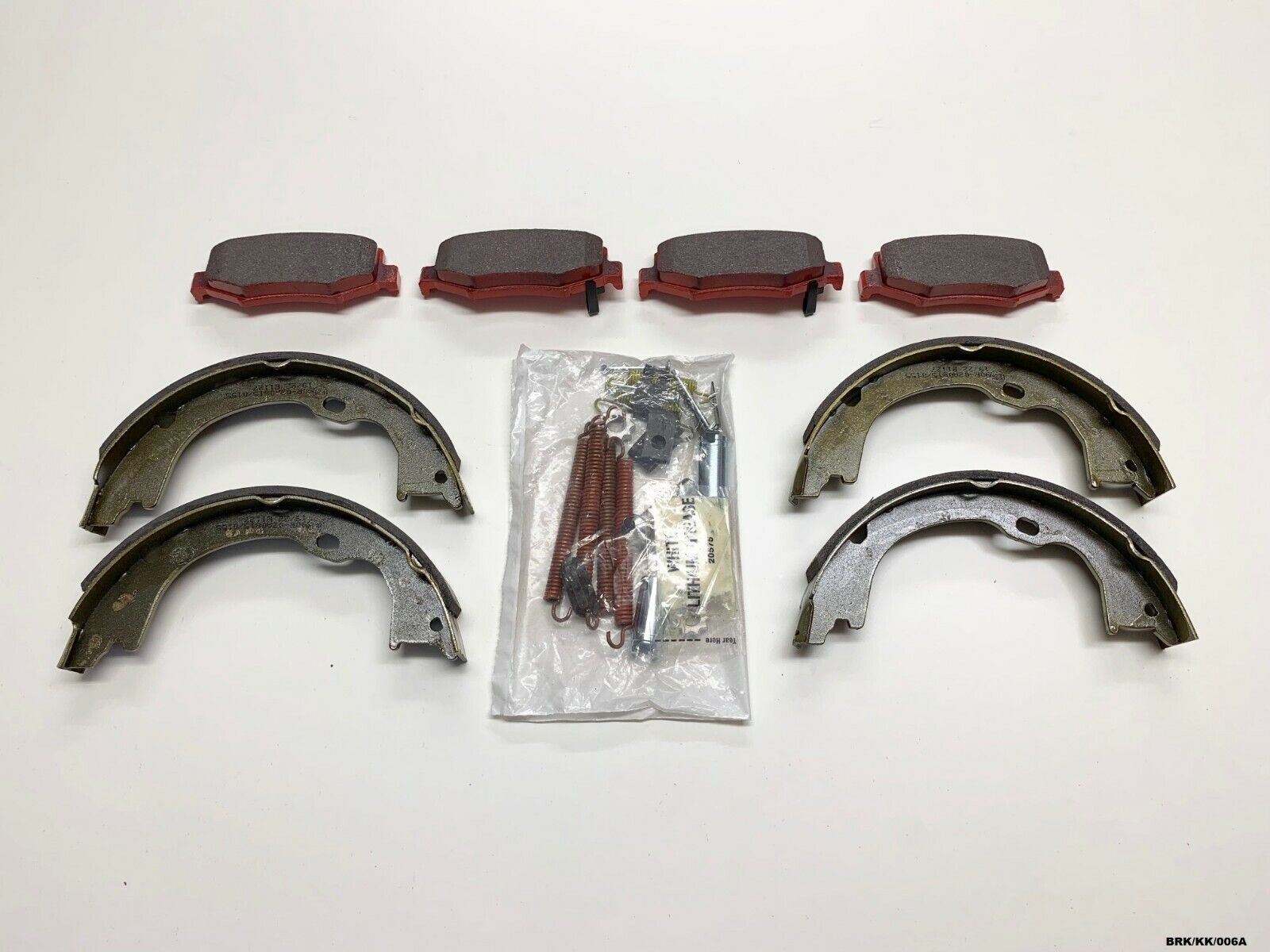 Rear Pads, Parking Shoes & Fitting KIT for Jeep Liberty KK 2008-2012 BRK/KK/006A