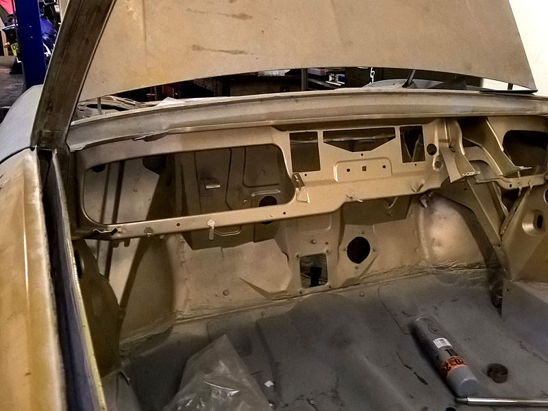 Ever wondered what a naked 304 looks like? Here it is!