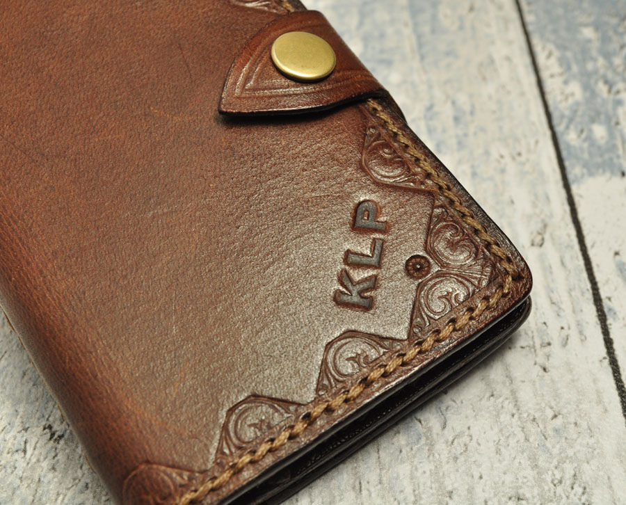 Hand tooled personalised multi credit card wallet