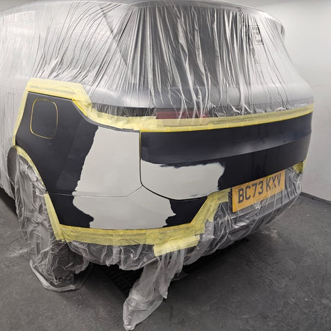 Range Rover repaired an painted 4
