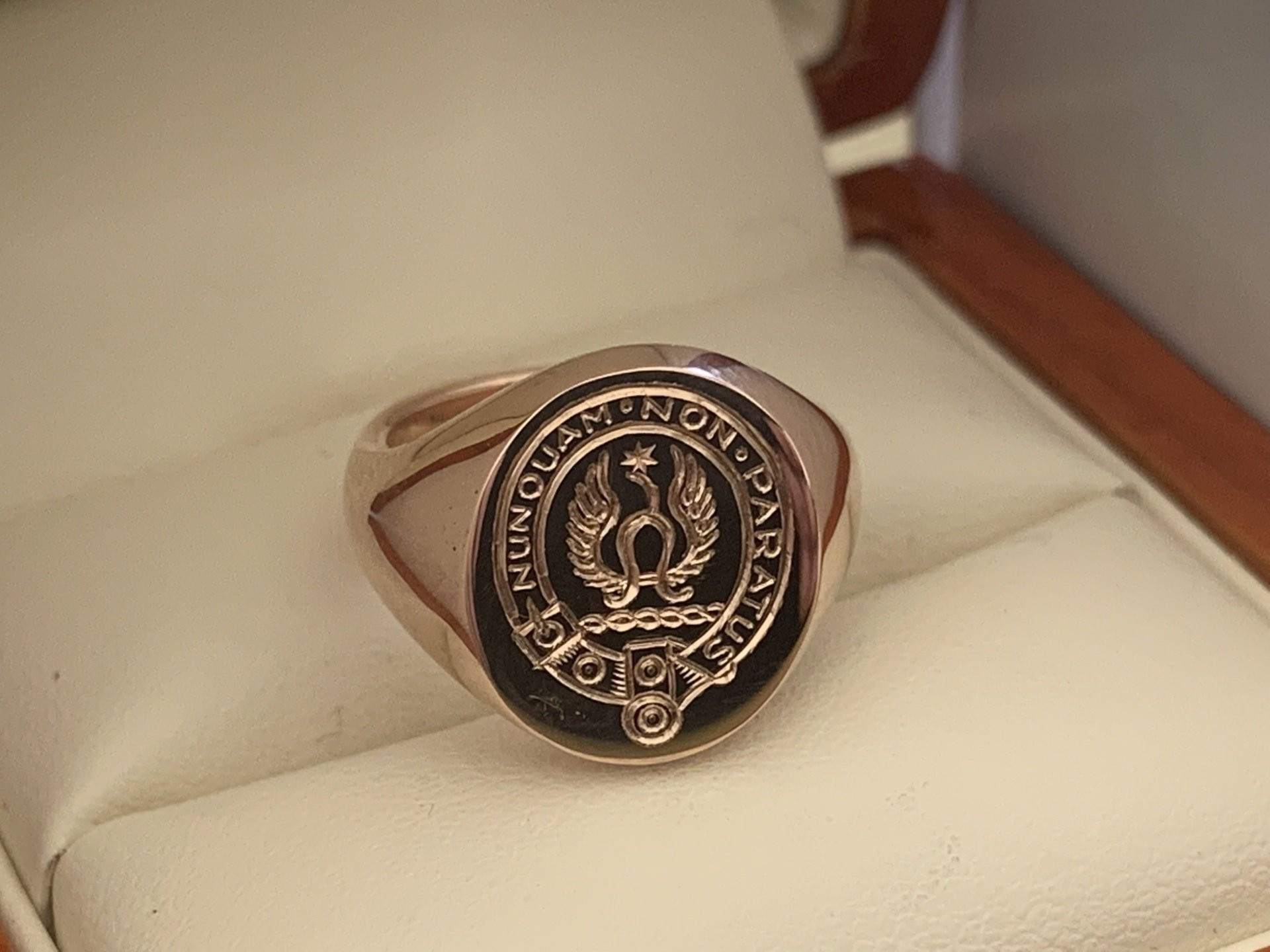 9ct Celtic Crest Signet Ring