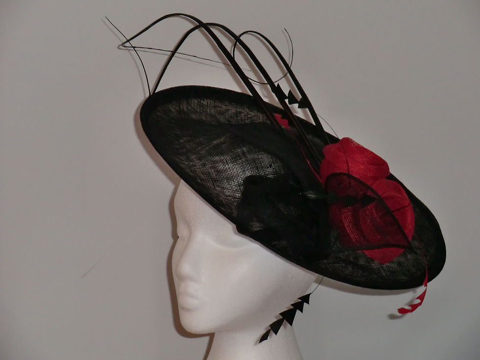 H02 Black red rose hatinator - Rental £25