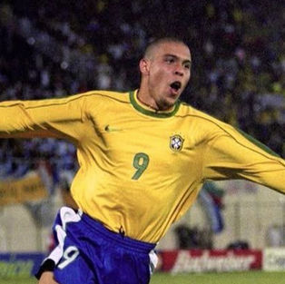 Histórias por trás do Hit: Sou Ronaldo - Marcelo D2
