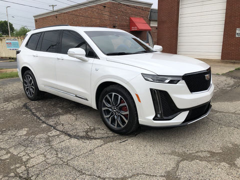 Cadillac SUV