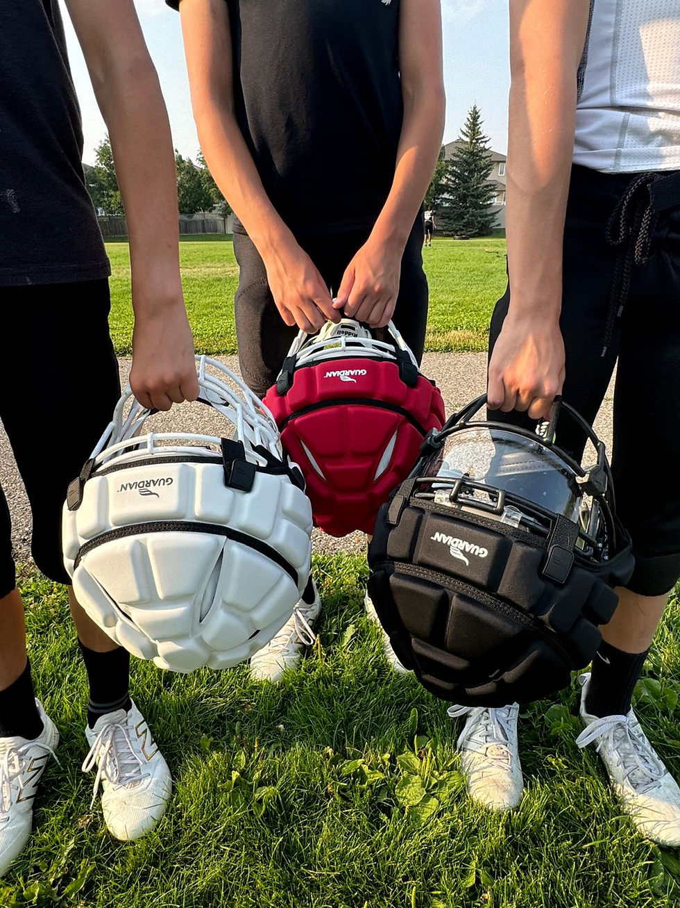 Thumbnail: Football Guardian Caps XT