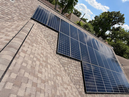 Roof Replacement With Solar Panels in Houston: What Homeowners Need to Know